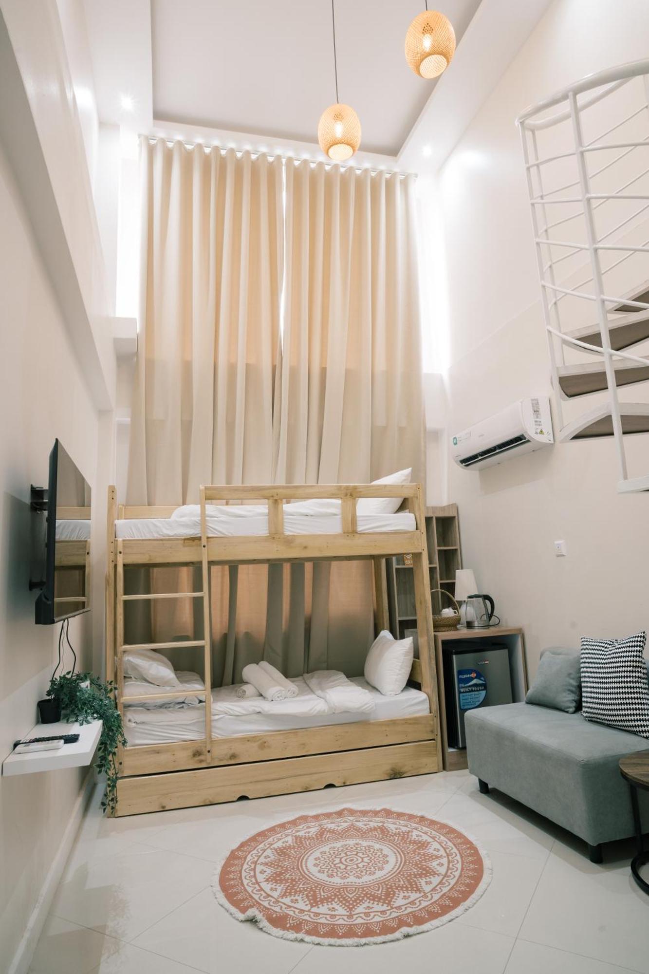 Exclusive whole-property booking